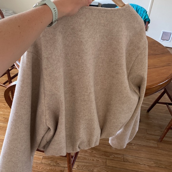 Jacket - Picture 10 of 10